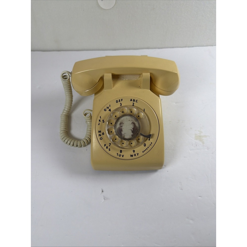 Vintage ITT Rotary Desk Phone Beige Retro Telephone 1985